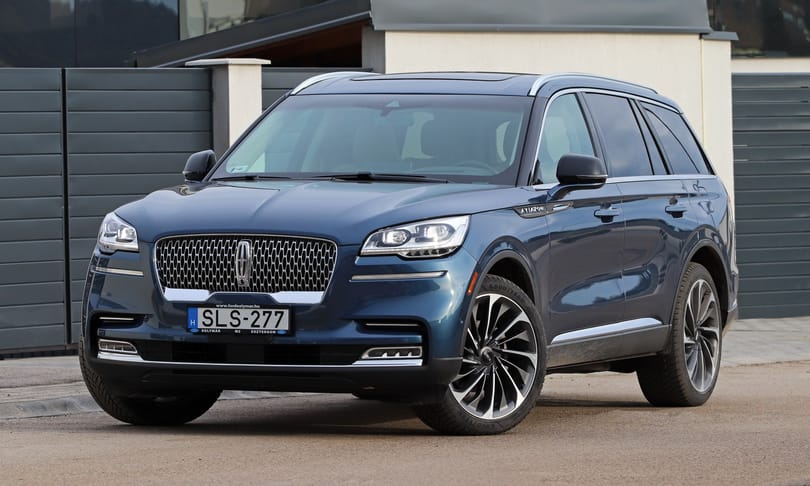 Elnöki ügy: teszten az új Lincoln Aviator