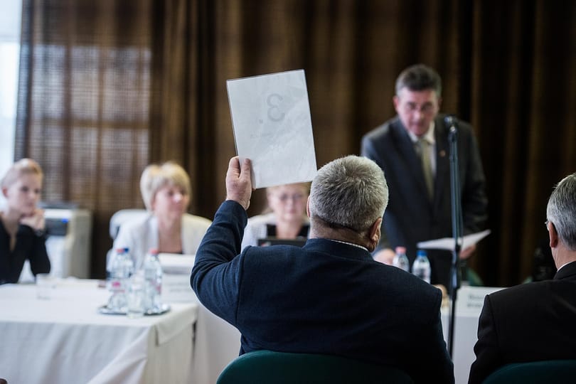 Így lehet becsapni az államot a földárveréseken