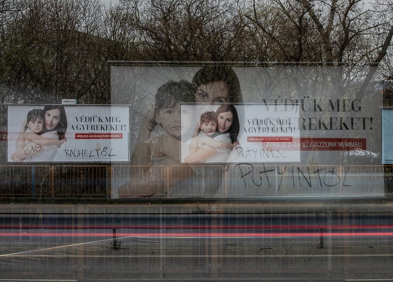 Még mindig nem véglegesítette a “gyermekvédelmi” törvénycsomagot a Fidesz: úgy van kész, hogy egy hónapja csiszolják 