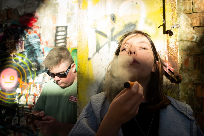 Tényleg egyre kevésbé menő rágyújtani, vagy valami egészen másról van szó?