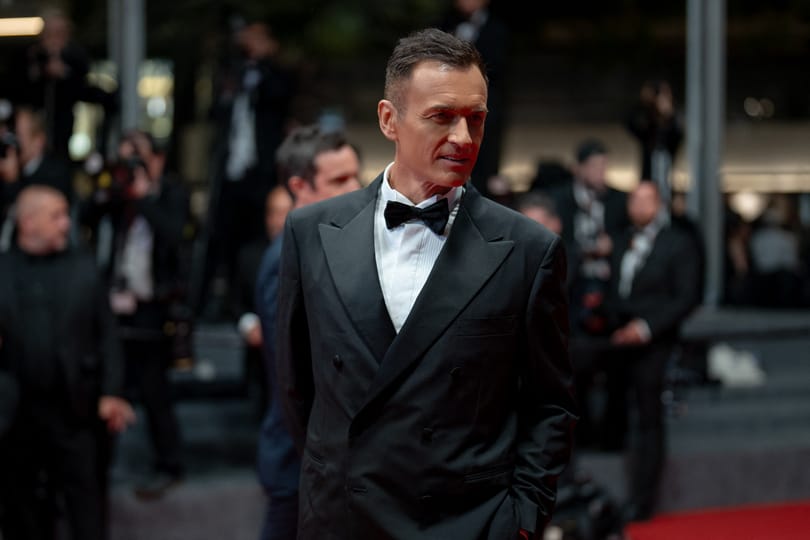 Meghalt Julian McMahon színész, rákos volt