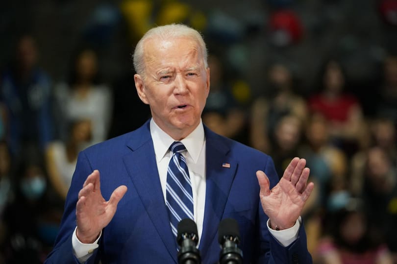 Joe Biden biztonságos menedéket ajánlott a hongkongiaknak