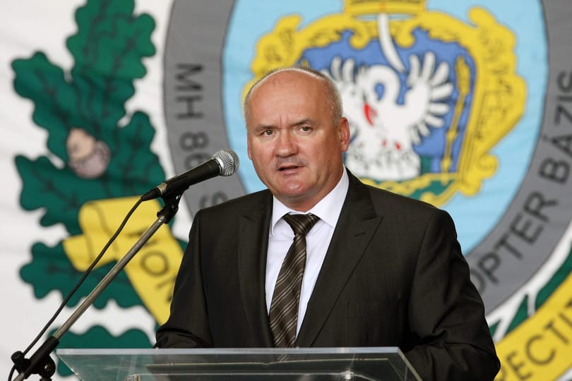 Mentesülnének az szja alól a tartalékosként visszatérő nyugdíjasok