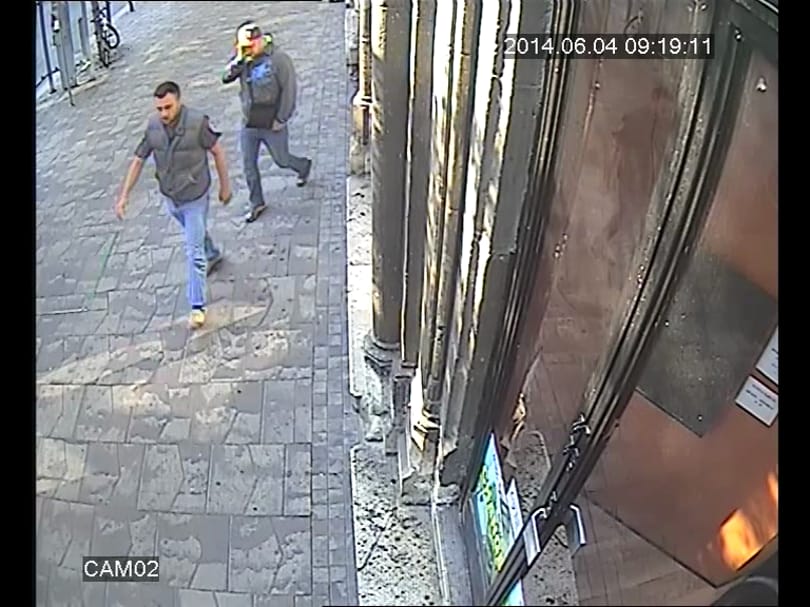 Ezt a két belvárosi rablót keresi a rendőrség