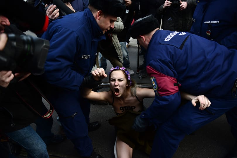 A legpatinásabb civilek húzhatják le a rolót Oroszországban