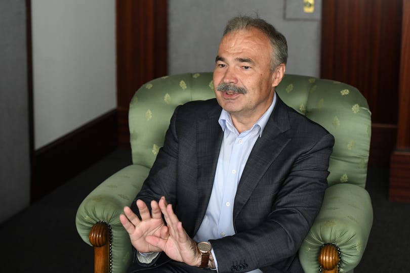 Az agrárminisztérium azt számolja, mennyivel károsította meg a gazdákat Bige László