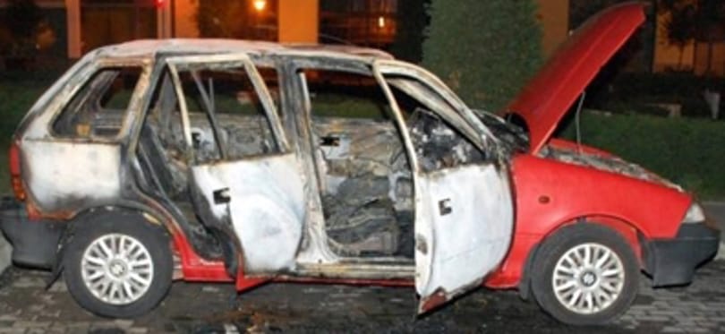 A bajai polgármester az ellenzéket gyanúsítgatta, pedig egy 17 éves fiú gyújtott fel autókat
