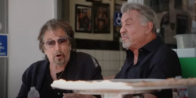 Sylvester Stallone macskát fésül és Al Pacinóval kvaterkázik az új családi realityben