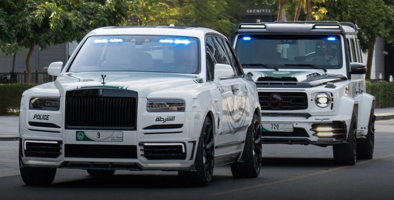 Bővült a dubaji rendőrség álomautó-flottája: tuningolt Rolls-Royce és Mercedes AMG érkezett