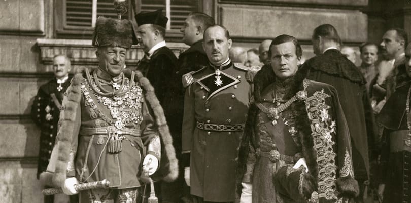 Begyűjtési mánia: a Szálasira felesküdött Habsburg marsallbotját is megvette a kormány