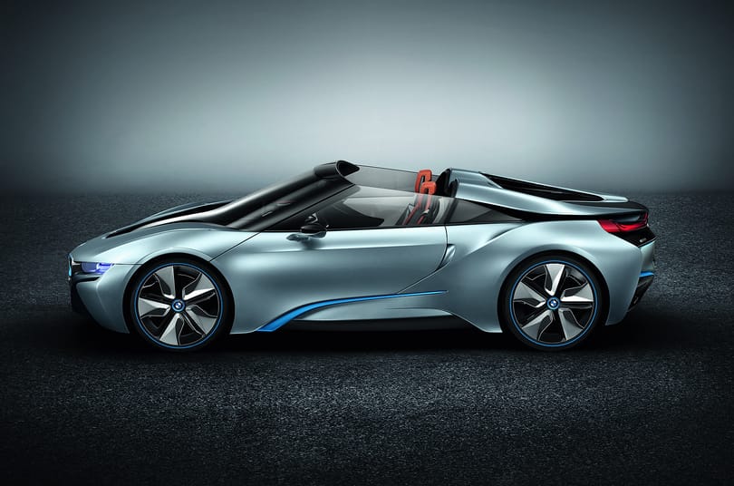 Kabrió is lesz a BMW i8-ból
