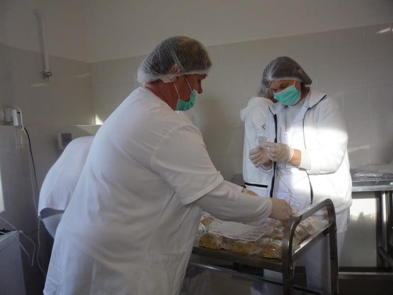 Példaértékű siker, jó üzletet kötött a közmunkások tejüzeme 