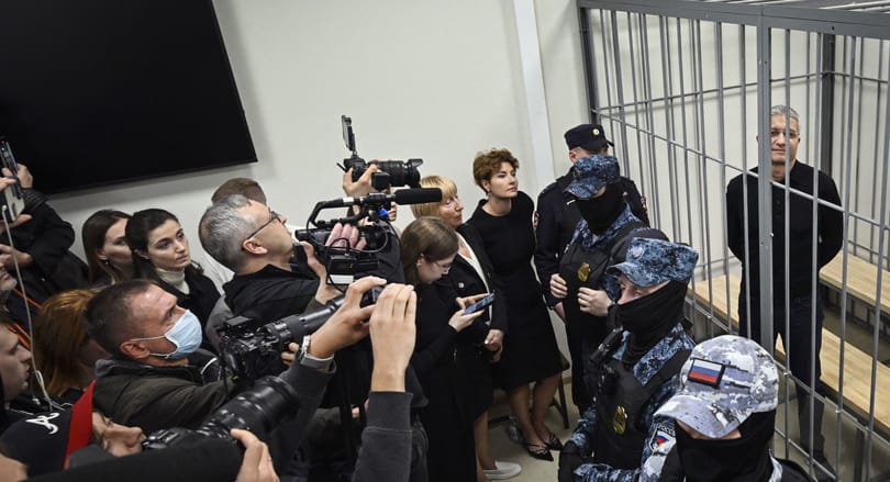Tizenhárom év börtönre ítéltek Oroszországban egy volt védelmi miniszterhelyettest