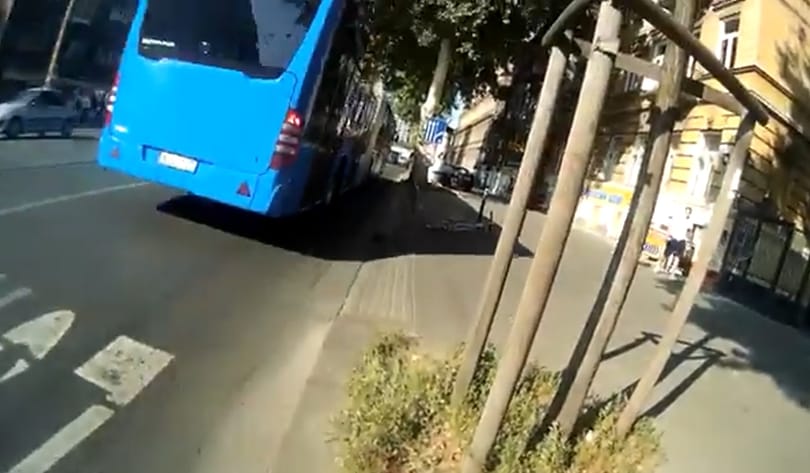 Kirúgják a biciklist gázoló buszsofőrt