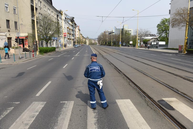 Újra járható az Alkotás utca a BAH-csomópontnál