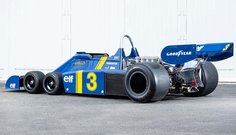 Hatkerekű ikonikus F1-autó került eladósorba