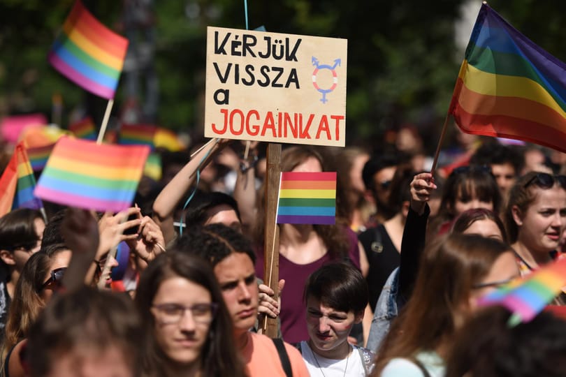 Részben Alaptörvény-ellenes a nemváltoztatás bejegyzésének tilalma