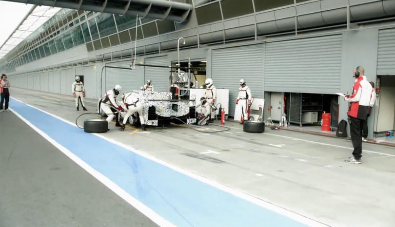 Így szervizelik az új Le Mans-i Porschét - videó