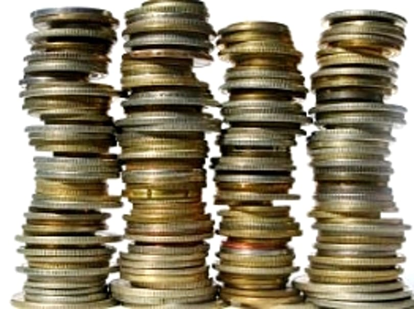 Fekete nő ábrázolja a szabadságot a 100 dolláros érmén