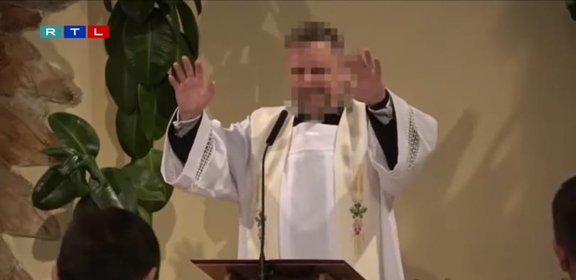 Hívei továbbra is hisznek a pedofília miatt felfüggesztett kecskeméti plébános ártatlanságában