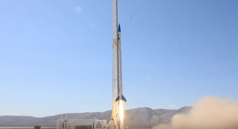 Pár egyetemista a NASA előtt megcsinálta: fellőtték az első 3D-nyomtatott rakétát