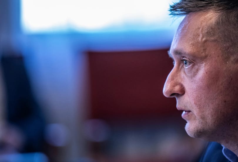 A négy legsúlyosabb állítás Rogán Antal hatalmáról a Magyar Péter-interjúban