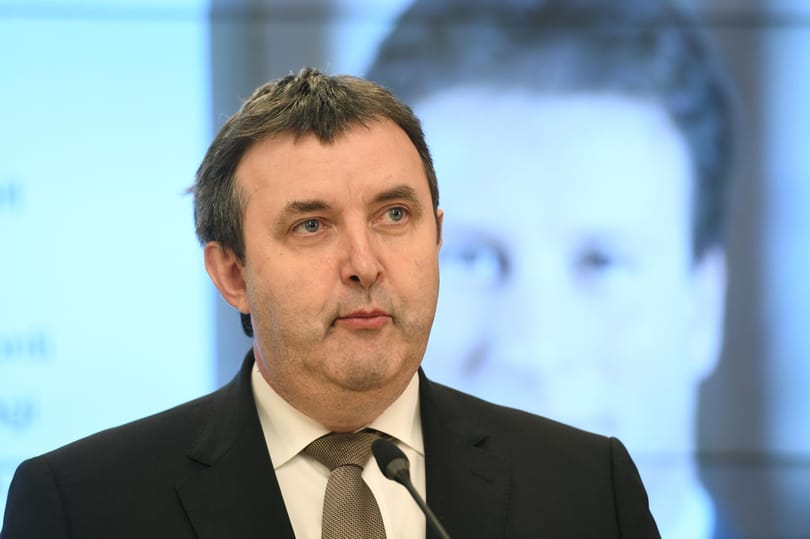 Palkovics: 9500 vállalat vette igénybe a munkahelyvédelmi bértámogatást 