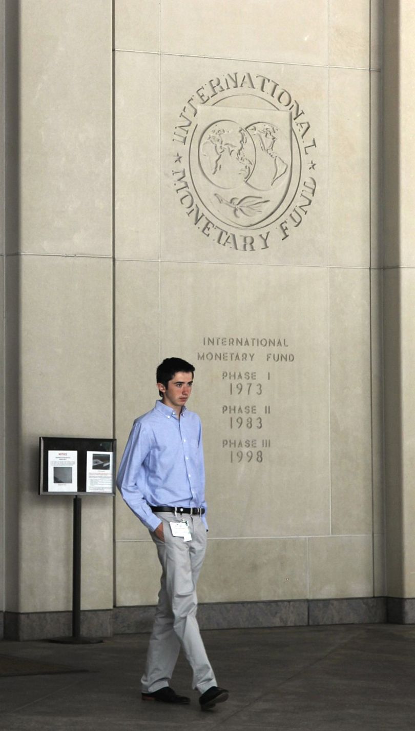 Index: Matolcsy szerint 17-20 milliárd euróra számíthatunk az IMF-től