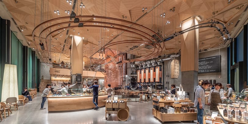 Vattacukros fekete tea lattét is árulnak majd a világ legnagyobb Starbucks üzletében