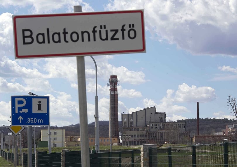 Megtiltaná Balatonfűzfő az 5G adótornyok telepítését, de a Kúria szerint nem teheti meg