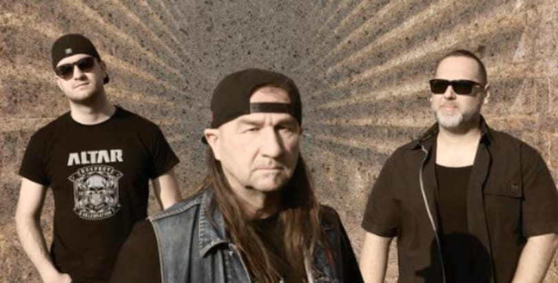 Kitüntette Győr az Aurora punkzenekart