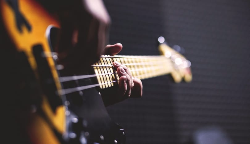 Szépen szól, de elég zöld-e? Ez most a kérdés a gitároknál