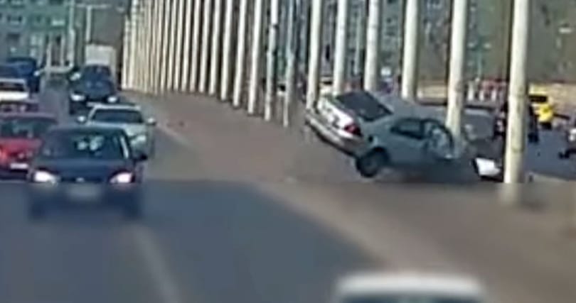 Előkerült egy videó az április elején történt hatalmas balesetről az Árpád hídon