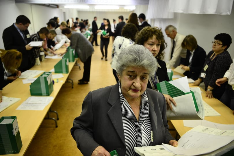 Megjöttek a levélszavazatok, délutánra eredmény is lesz