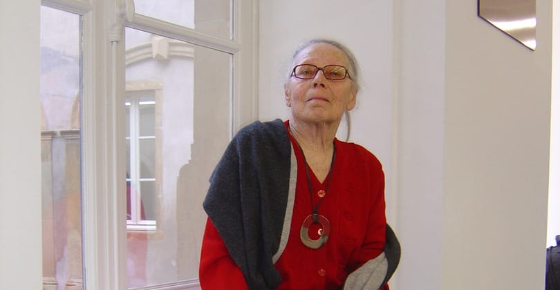 „Szeretek egy kicsit mindent összezavarni” – szubjektív búcsú a generatív művészet úttörőjétől, Molnár Verától