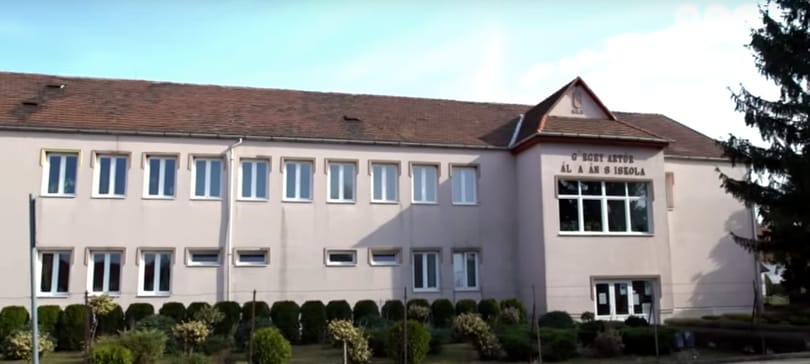 Külön farsangot tartott volna az iskola a roma diákoknak