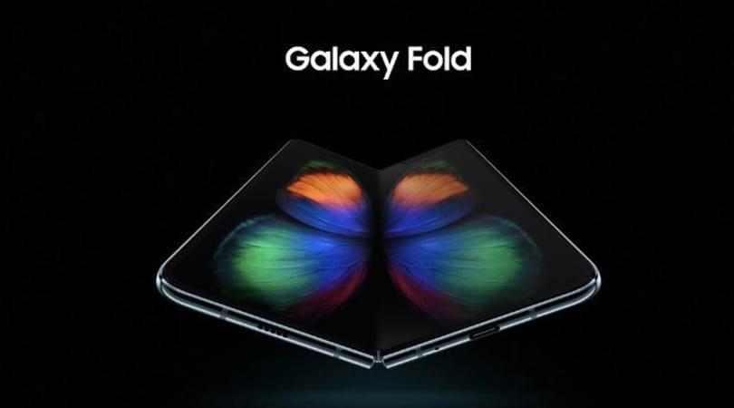 Képek: Órákkal a bemutató előtt kiszivároghatott a Samsung összehajtható telefonja