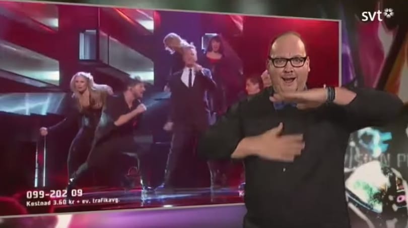 Eurovíziós dalversenyt közvetítő jeltolmácson nevet az internet – videó