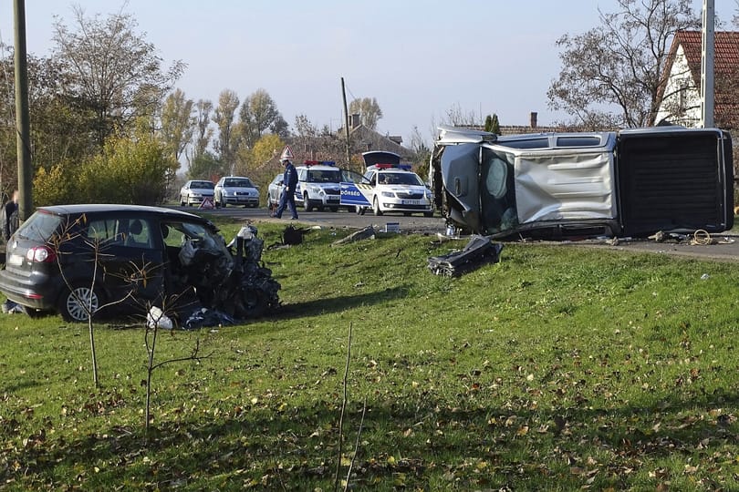 Fotó a Békés megyei halálos baleset helyszínéről