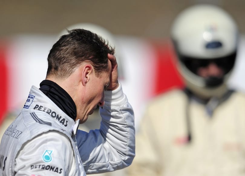 Schumacher öthelyes rajtbüntetést kapott Bahreinben
