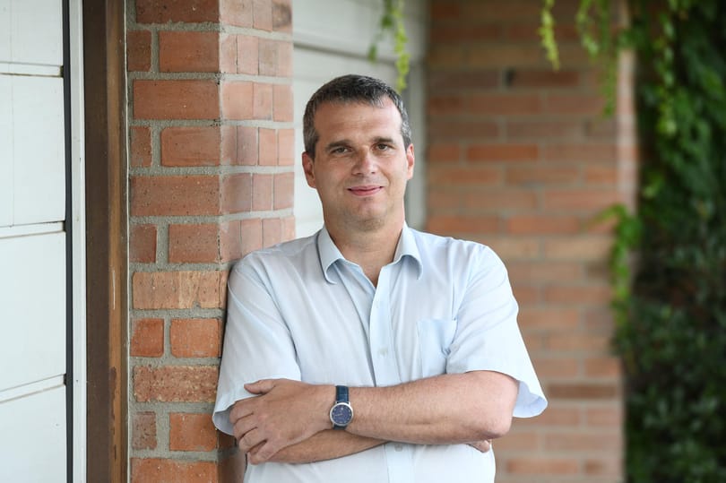 Szepesházi Péter: A NER okozta károk megtérítése címén alanyi jogon járhatna pénz
