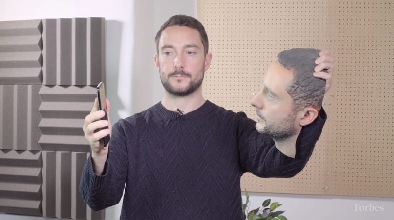 Sok androidos telefon elbukott, az iPhone viszont kiállta a különleges, arcazonosítós próbát