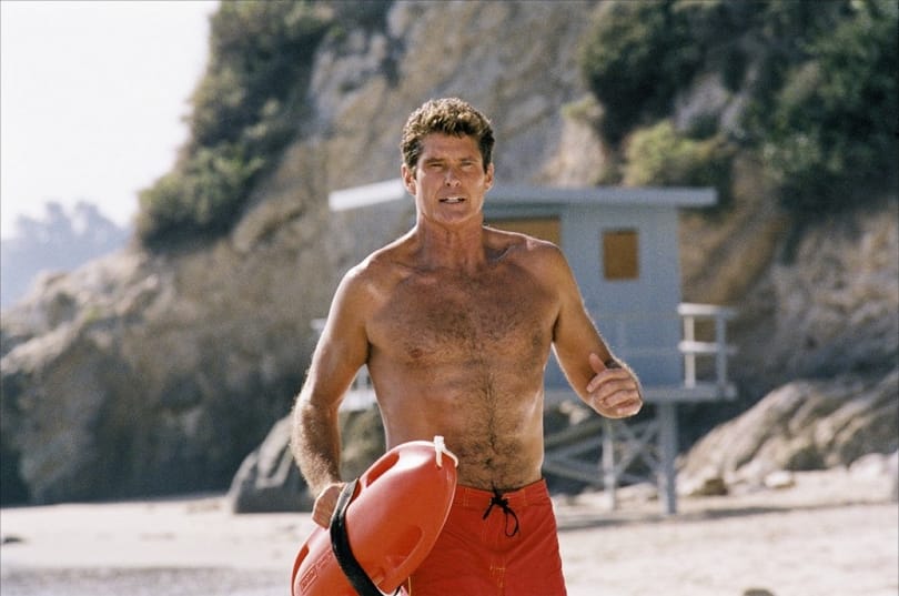 Fotó: Hasselhoff 60 évesen is fölvette a Baywatch-ruhát