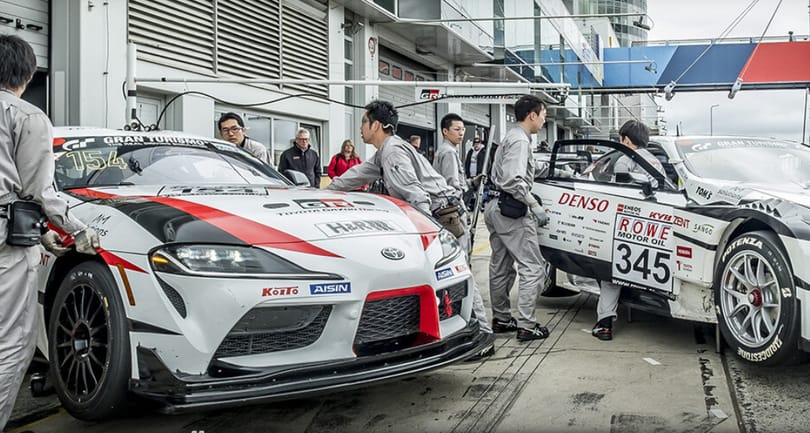 Álnéven indul a Toyota elnöke a hétvégi Nürburging 24 órás versenyen