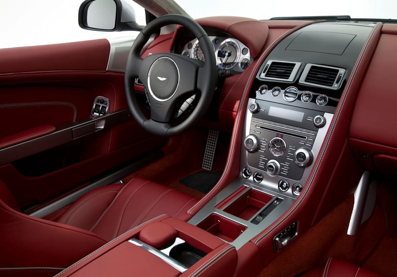 Aston Martin DB9