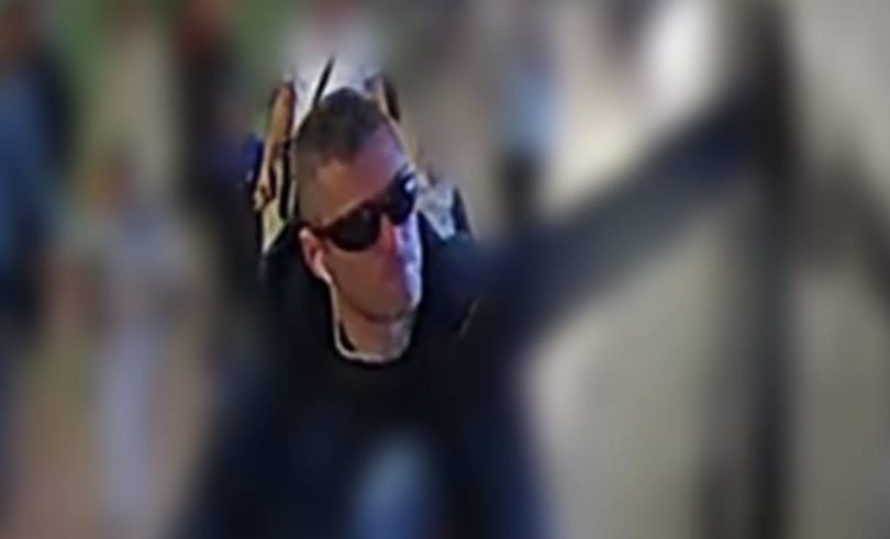 Irritáló anyagot fújt be egy metrókocsiba, keresi a rendőrség
