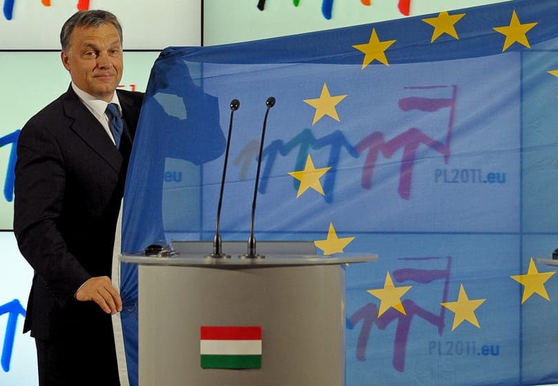 Megtippelték: a magyar EU-kilépés esélye a harmadik legnagyobb