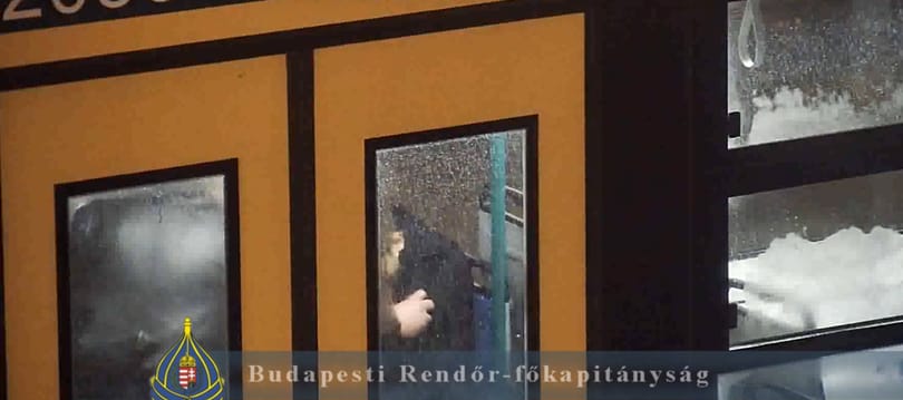 Ennyi jár egy villamoson lenyúlt laptopért