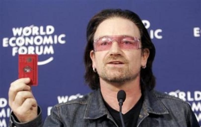 Bono: Menekültek, nem migránsok
