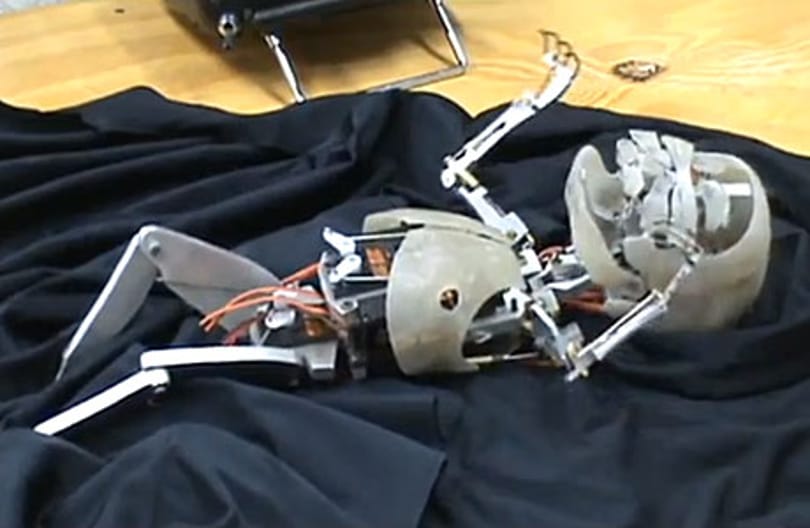 Ez már horrorisztikus: robotcsecsemőt készítettek [videóval]